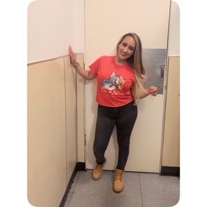 Meet your Posher, Edith